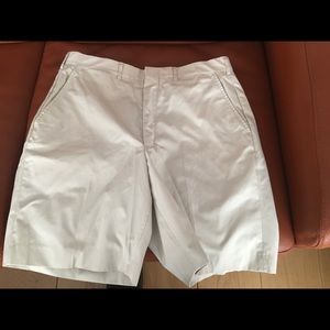 Brooks Brother Vintage Khaki Bermuda Shorts